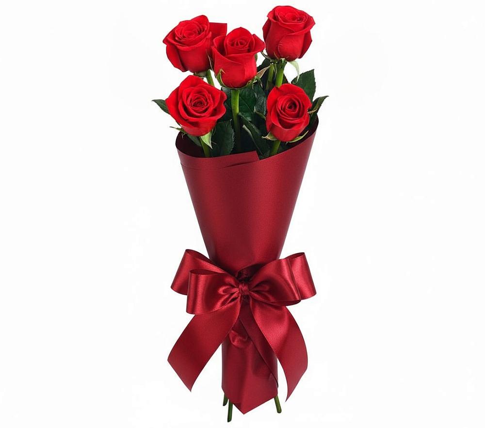 Букет 5 Красных роз Эдлесс Лав в Парауле