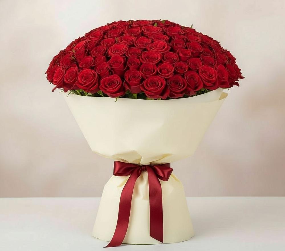 Букет 101 Красная роза Милано в Парауле