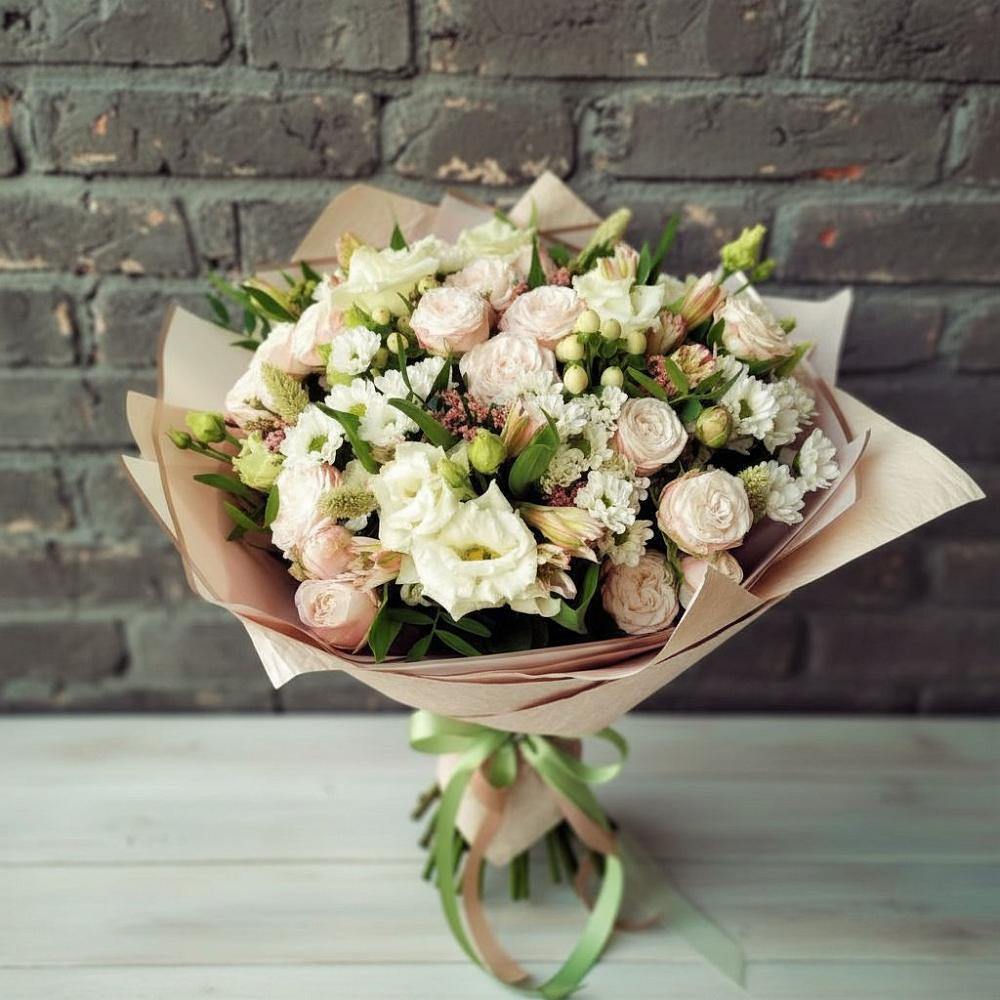 Букет цветов из: Альстромерии, Розы и Хризантемы в Парауле