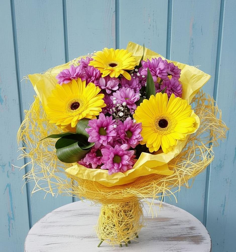 Букет цветов из: Хризантемы и Герберы в Парауле