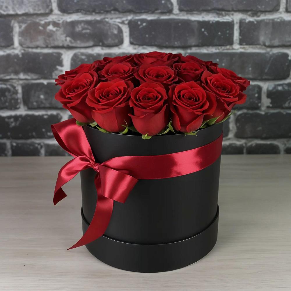 Цветочная композиция из Розы в шляпной коробке в Парауле