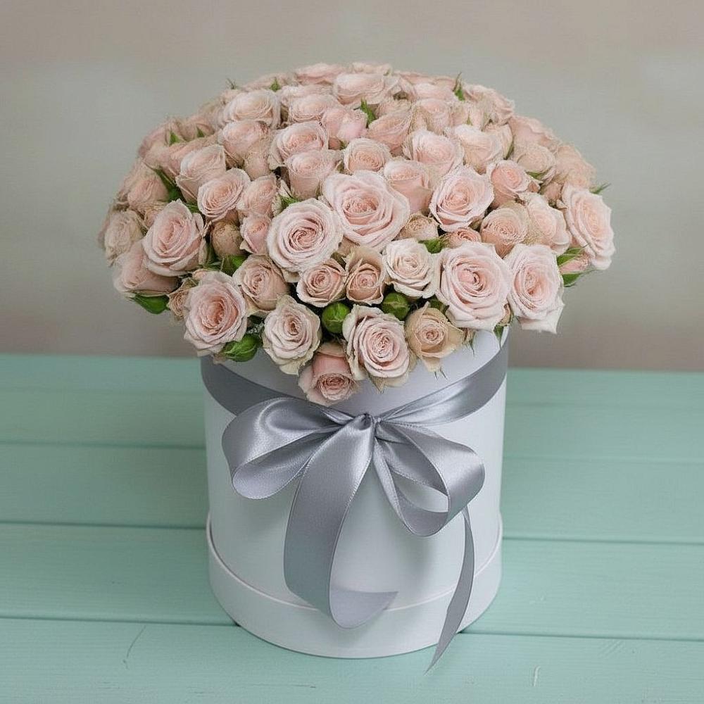 Цветочная композиция из Розы в шляпной коробке в Парауле